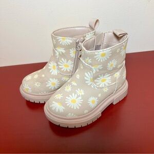 Cat & Jack Tan Beige Daisy Flower Girls Shoe Bootie Boots Size 6